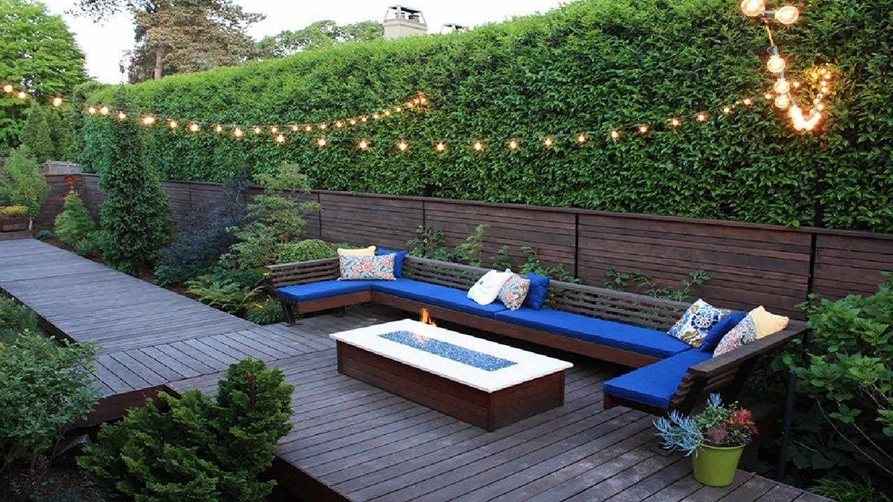 Modern-Backyard-Unique-modern-backyard-landscaping-Ideas-fireplace