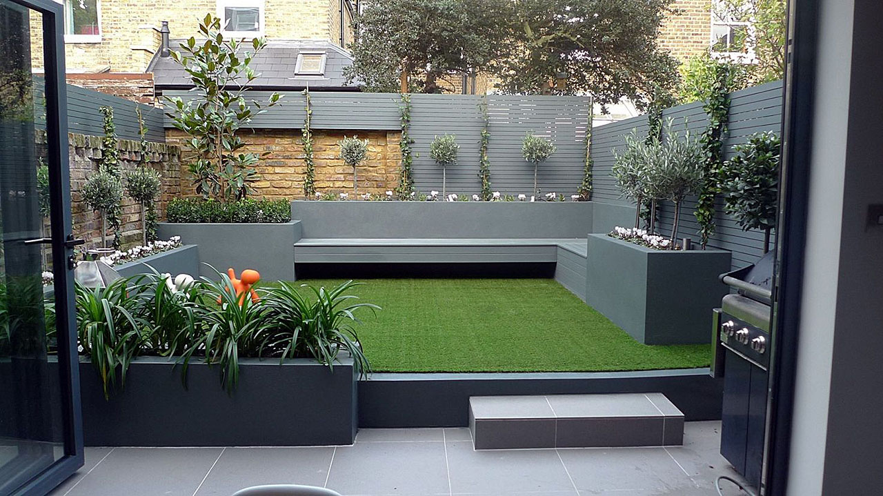 Modern-Backyard-Small-low-maintenance-raised-planters-fake-grass-grey-bench