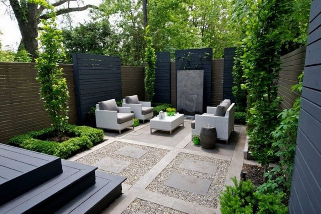 Modern-Backyard-Tiny-Patio-Decorating-Idea-Dark-Deck-Seating-Water
