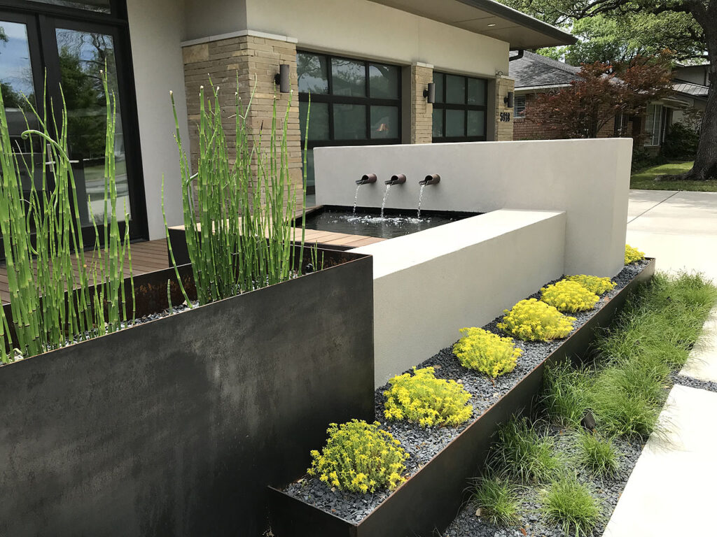 Modern-Courtyard-Raised-Pond-Planter-Water-Feature