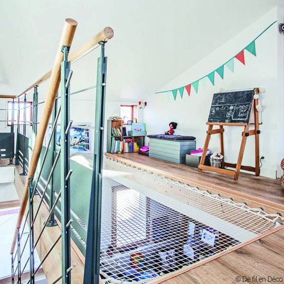 Childrens-Playroom-Photo-by-Loftnets