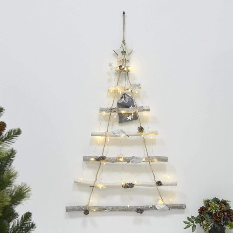 2D Hanging Christmas Tree