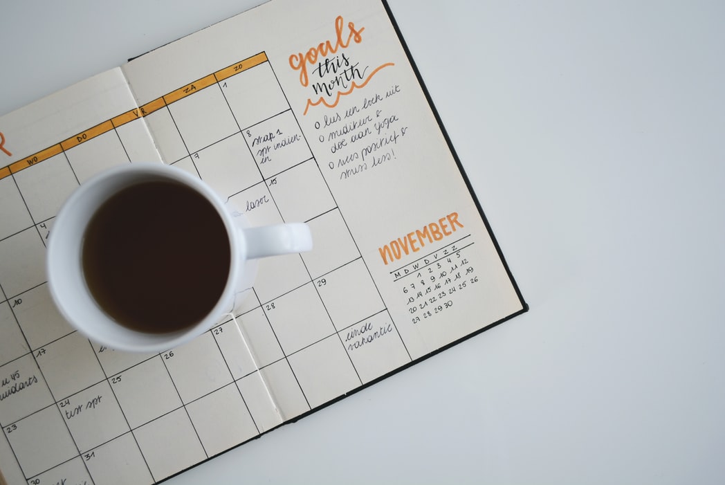 Coffee-mug-on-planner