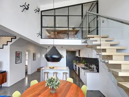 Mezzanine-Private-Room-Photo-by-journaldesfemmes-com Mezzanine-Private-Room-Photo-by-journaldesfemmes-com