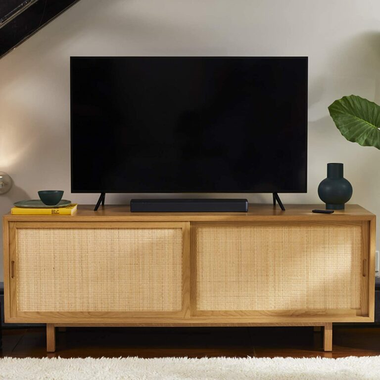 Bose-TV-Soundbar-under-TV-768x768