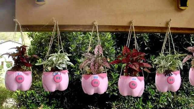 Hanging Piggies Planters