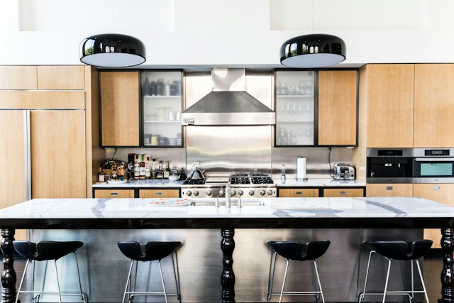 stainless steel canteen high stool and marble top