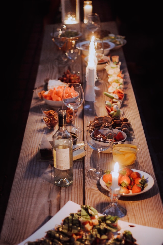 Artisanal dinner table at Thanksgiving