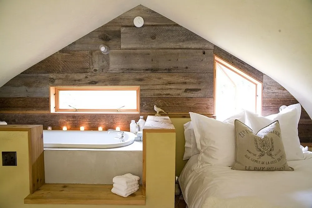 Small-space-savvy-loft-bedroom-and-bathroom