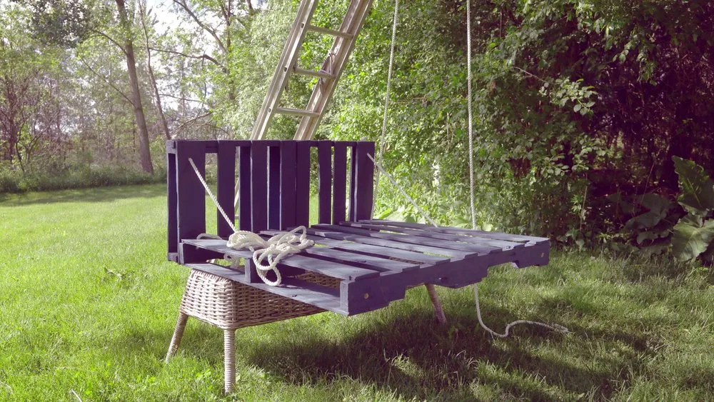 Pallet Swing