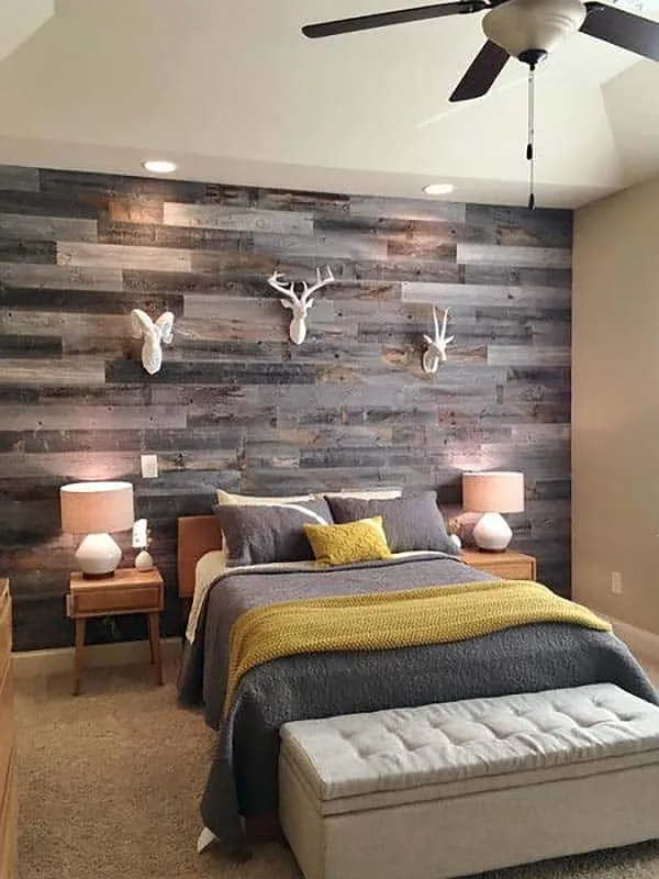 Dark-Horizontal-Wooden-Panel-Bedroom