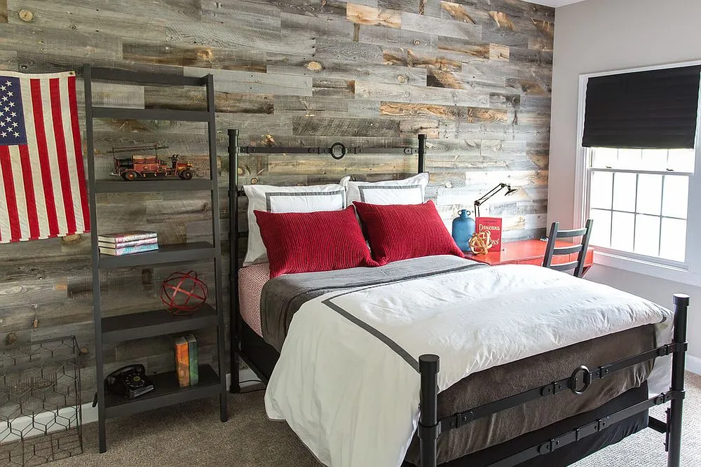 Recycled-wood-wall-bring-plenty-of-texture-to-the-boys-bedroom