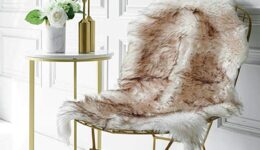 Melanovo-Faux-Fur-Sheepskin-Rug